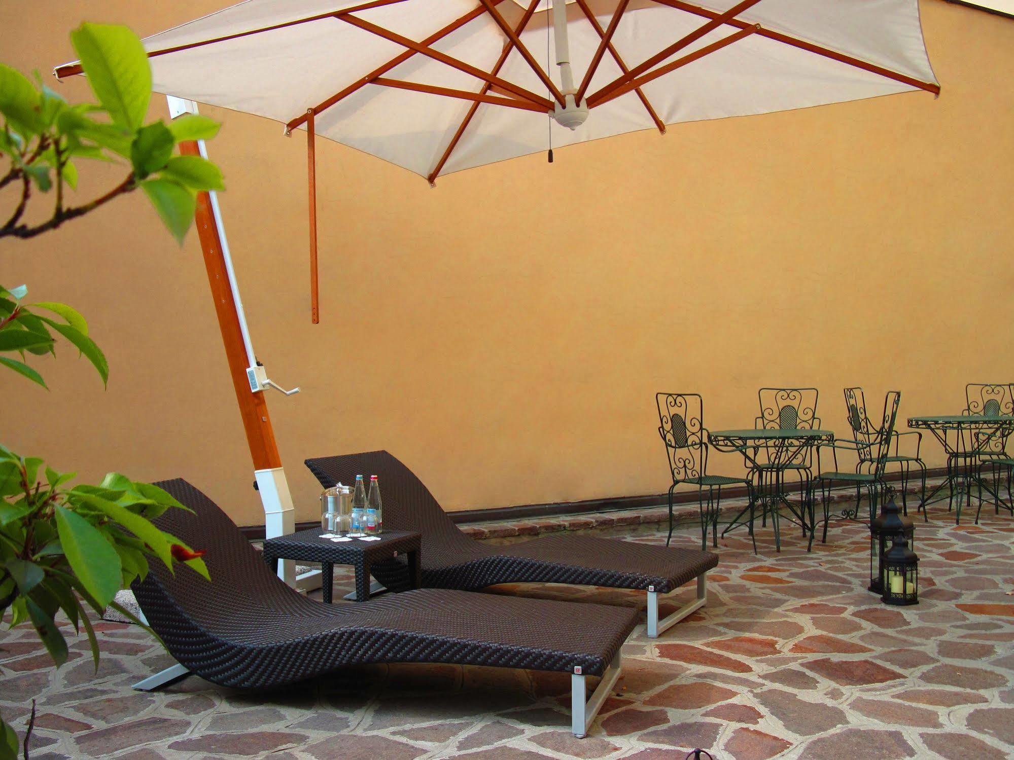 Residenza Delle Aparthotel 4*